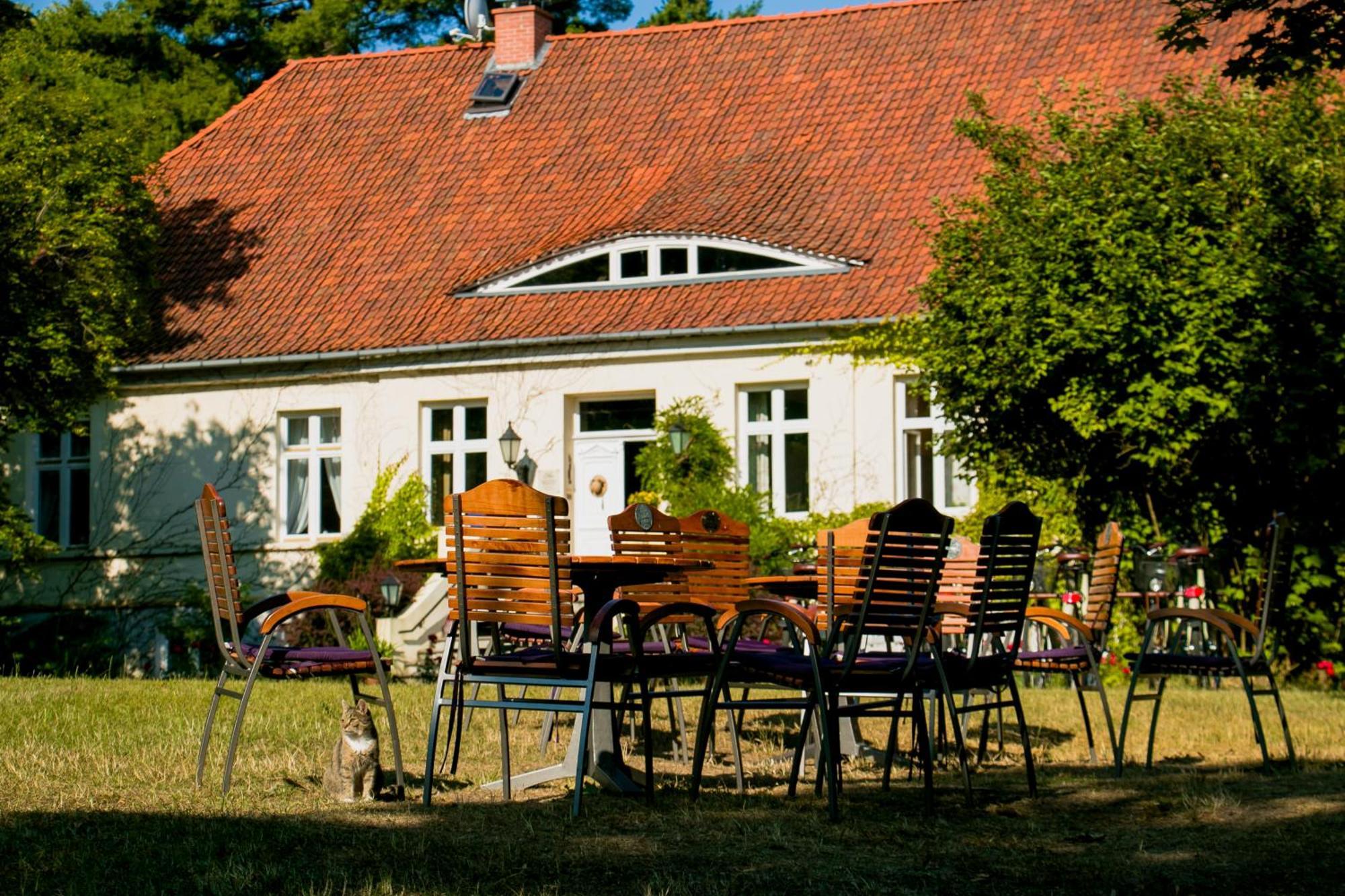 Hotel Im Park Sorkwity Exterior photo